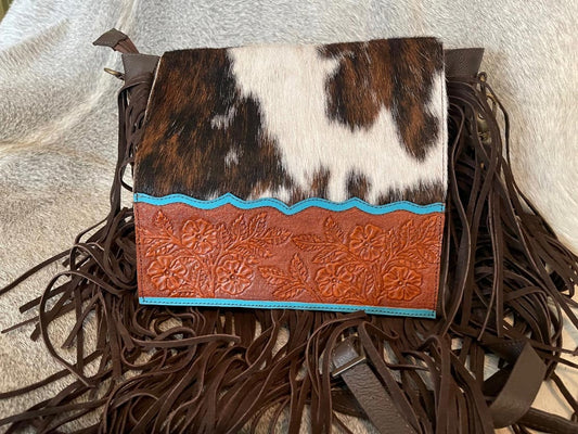 7.Crossbody Montana Purse
