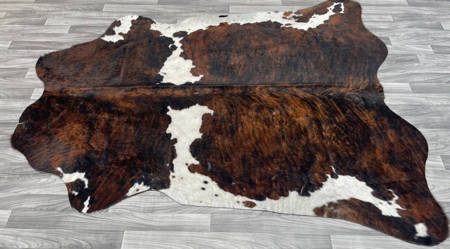 Cowhide Rug Tricolor Brindle v186
