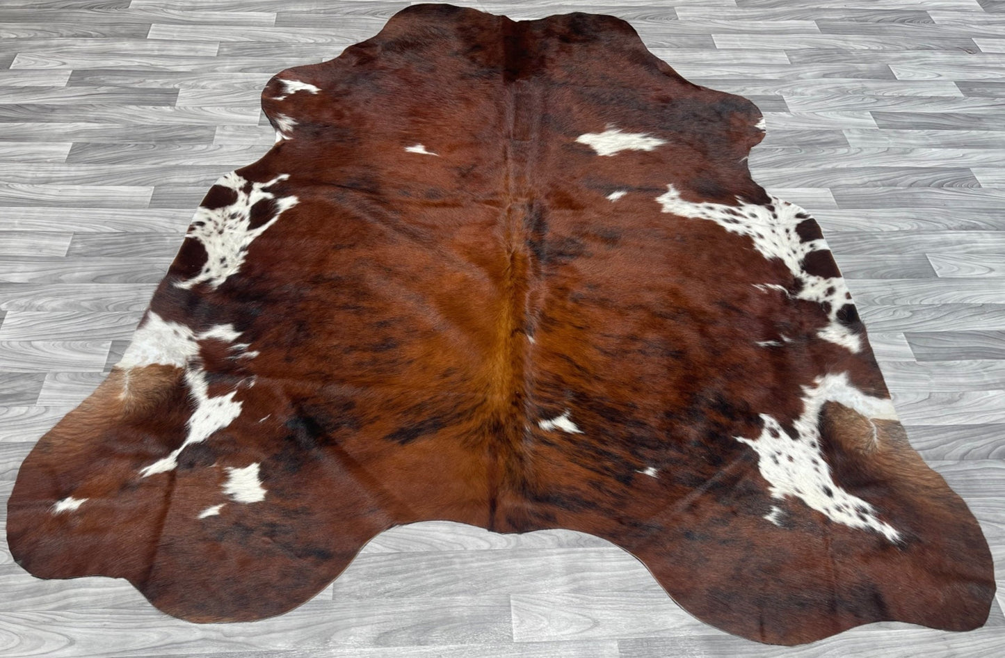 Tricolor Cowhide Rug v188