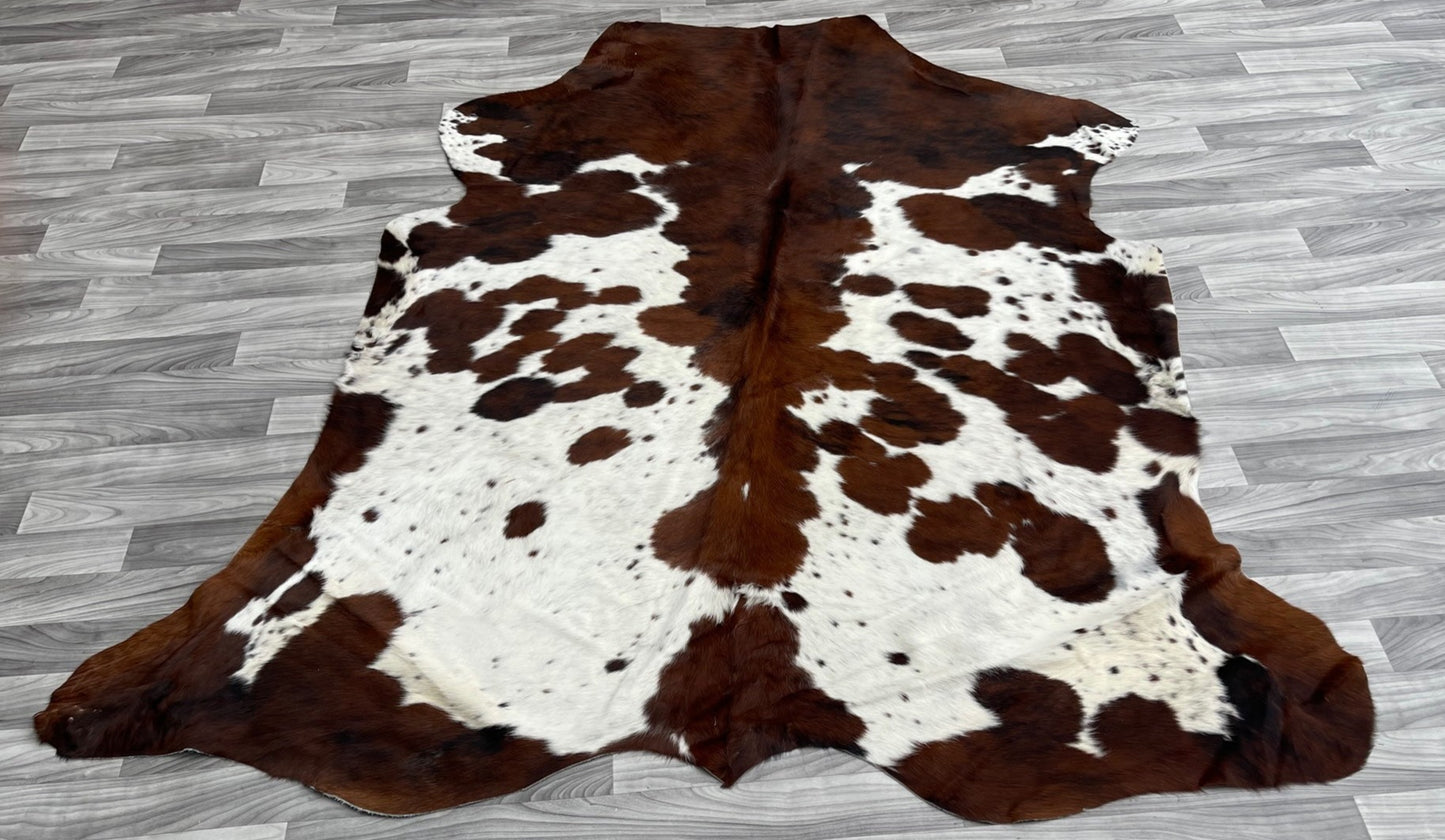 Cowhide Rug v110