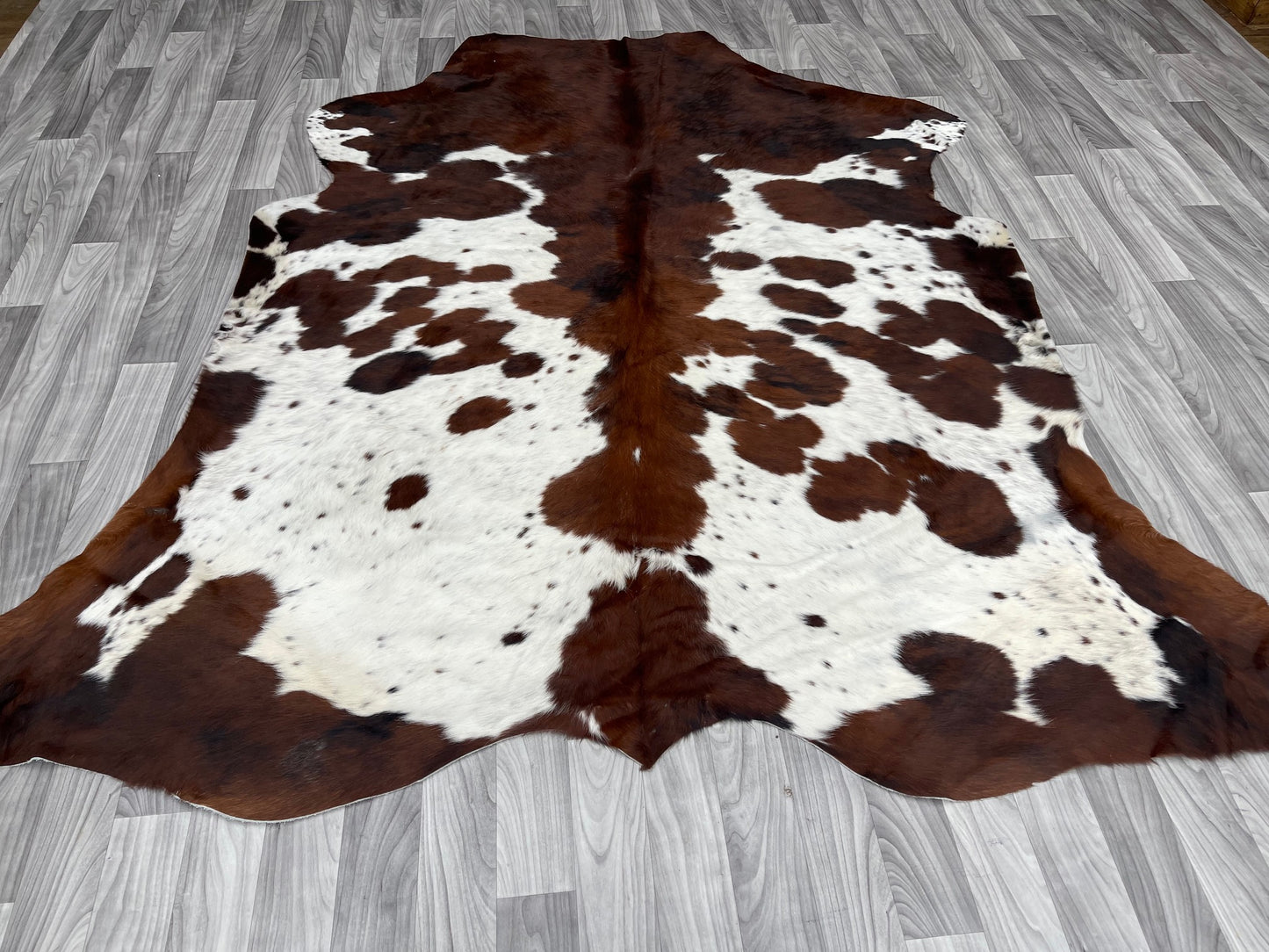 Cowhide Rug v110
