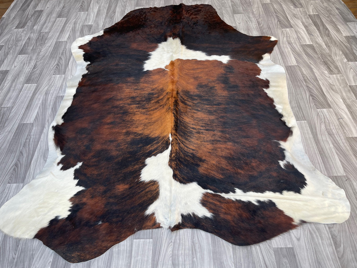 Cowhide Rug v35