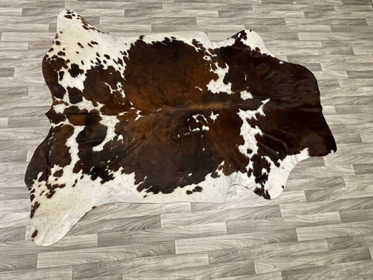 Brindle Edge Cowhide Rug