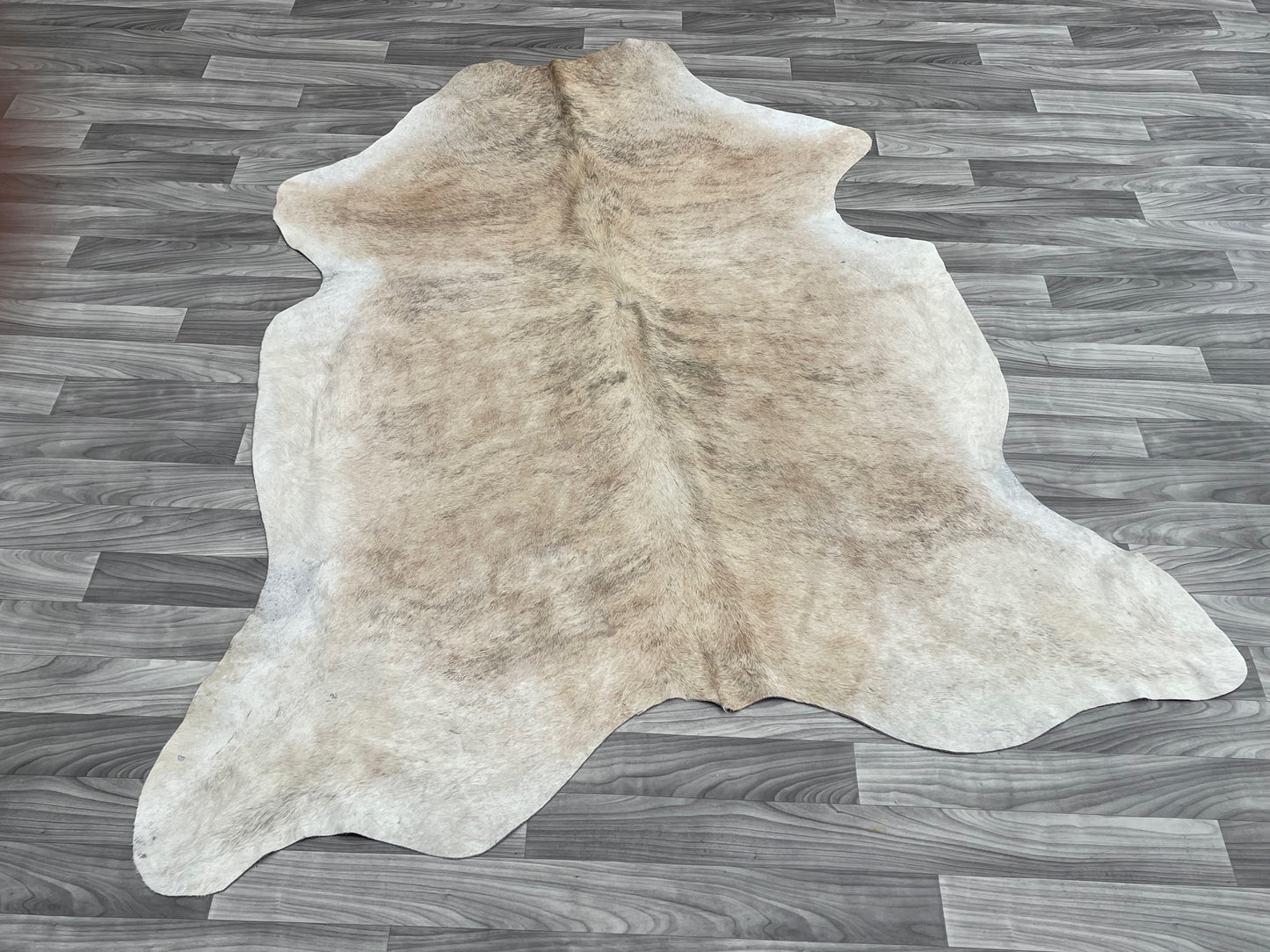 Cowhide Rug v77