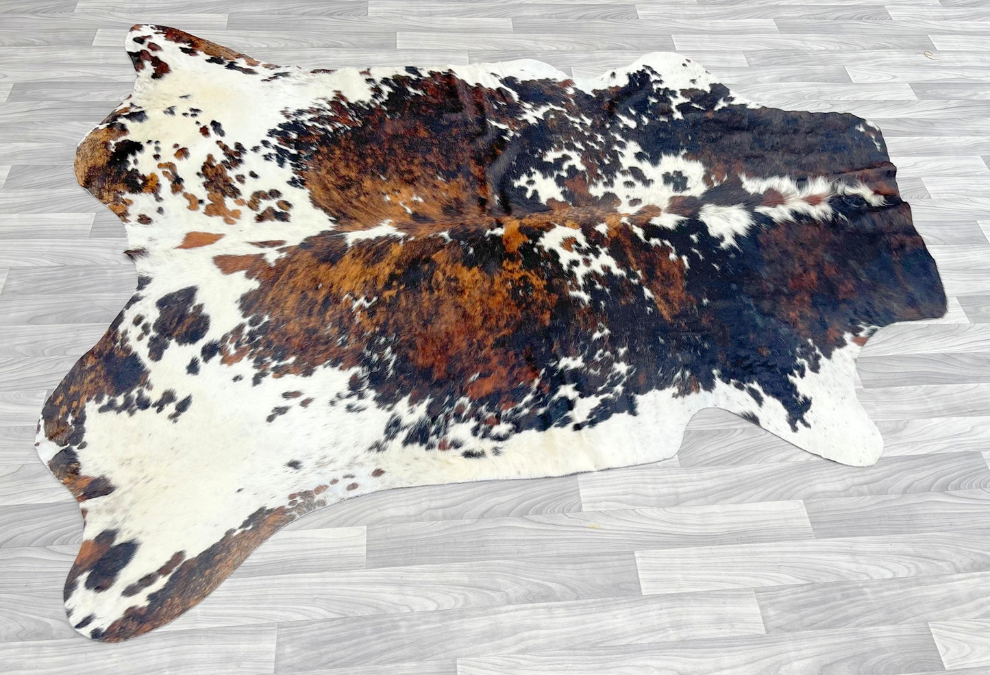 Cowhide Rug v120