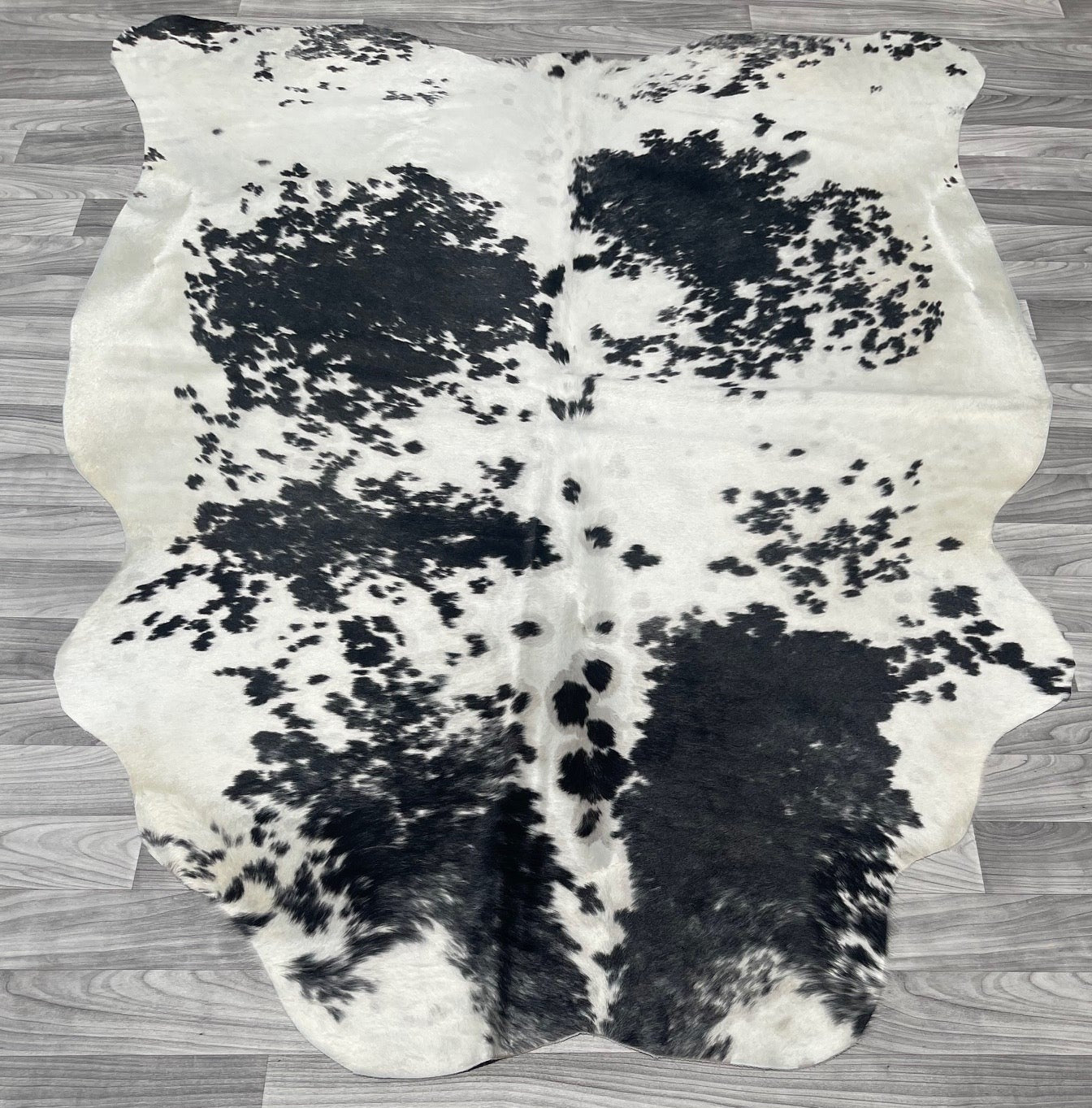 Cowhide Rug v73 black and white