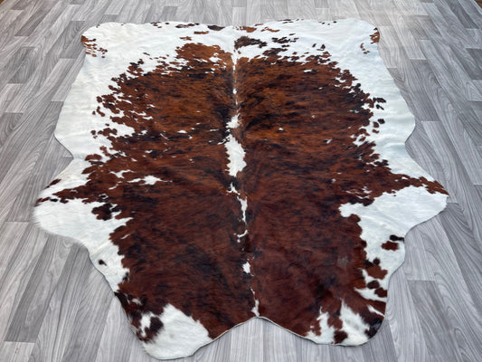 Cowhide Rug v38