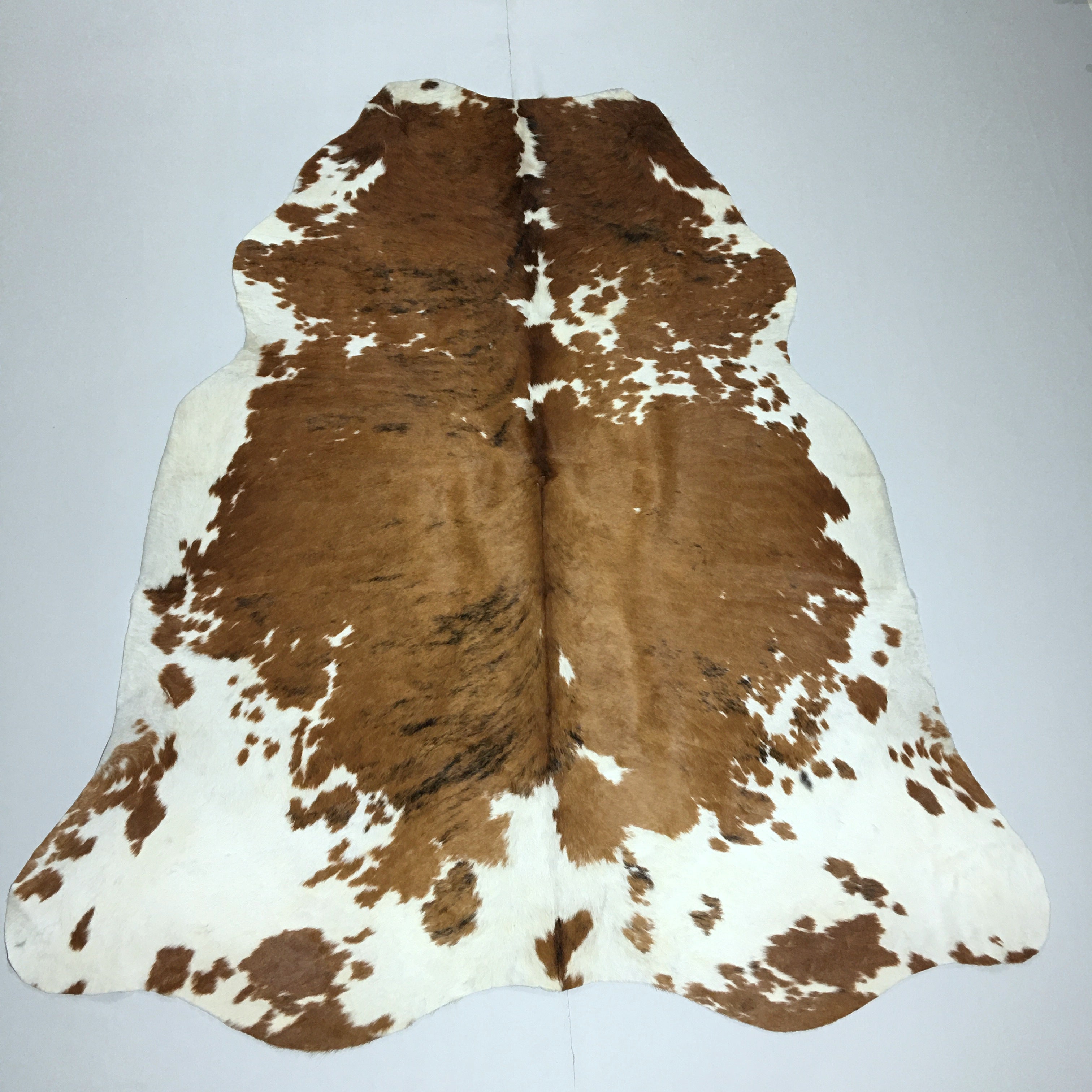 Cowhaide Rug Cowhide Rug v102 – Texascowhidegallery.com