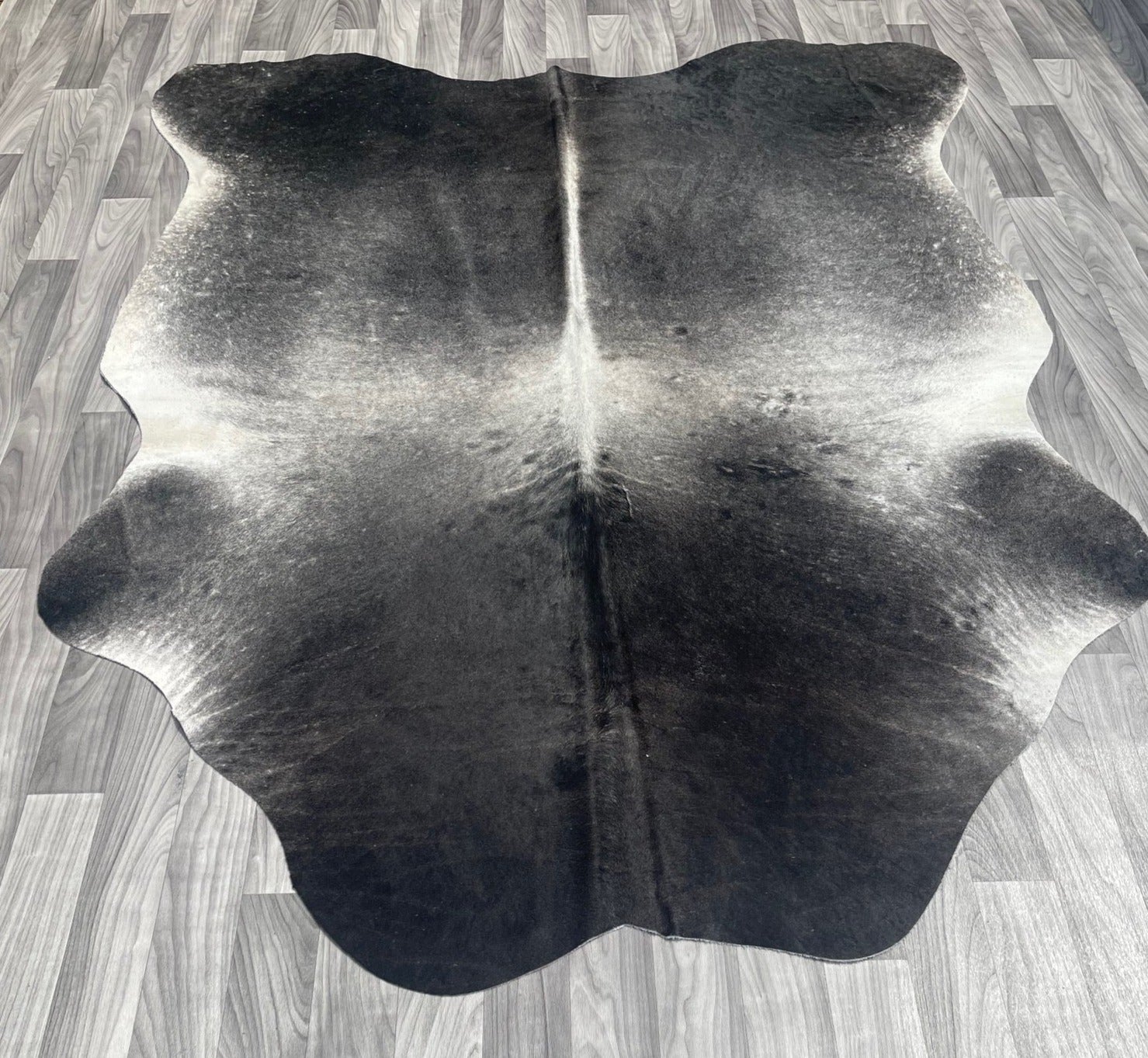 Cowhide Rug v197 Brahman gray dark – Texascowhidegallery.com