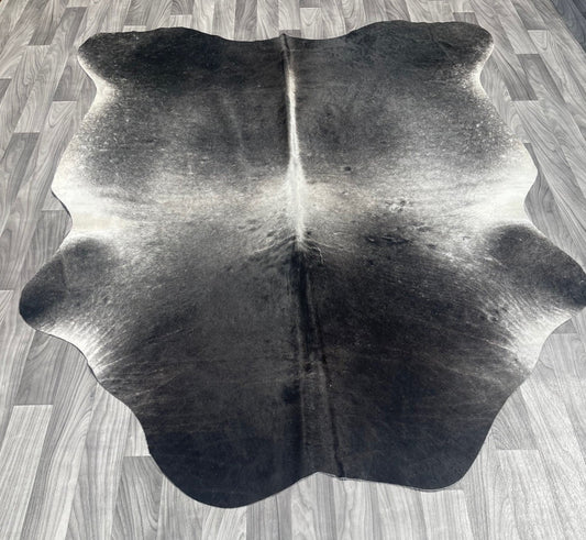 Cowhide Rug v197 Brahman gray dark