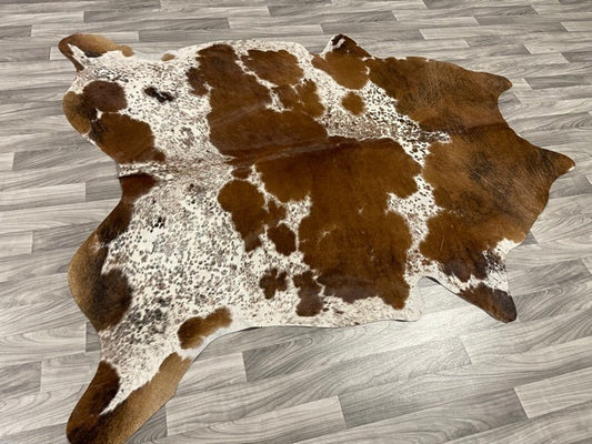 Cowhide Rug v4