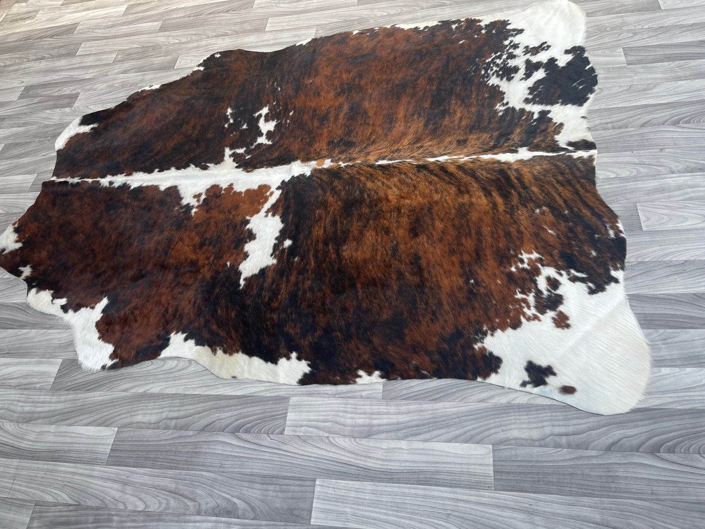 Cowhide Rug v34