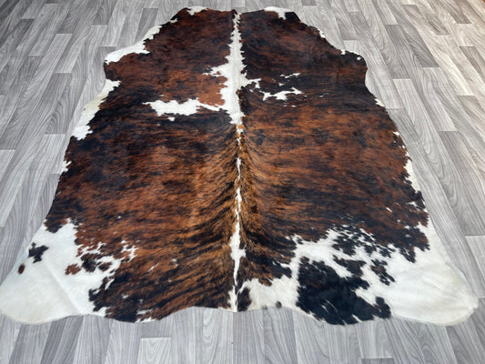 Cowhide Rug v34