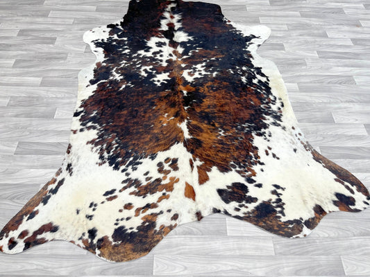 Cowhide Rug v120