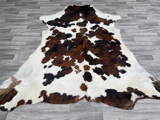 Cowhide Rug v105