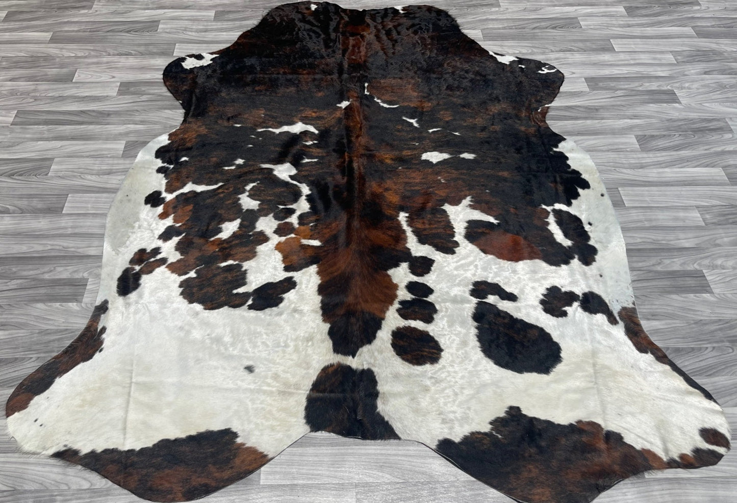 Chocolate  mix Tricolor Cowhide Rug v181