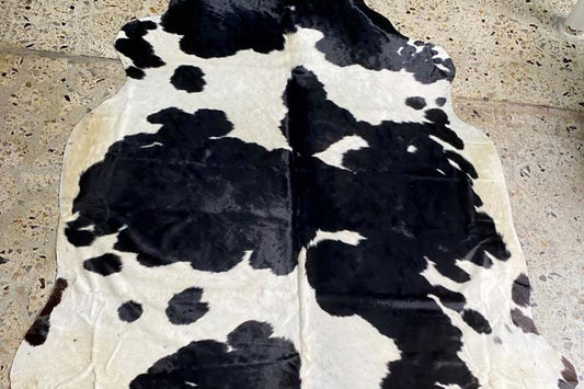 Cowhide Rug v86